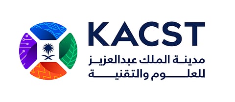 "كاكست" تعلن تصنيع 25 رقاقة إلكترونية متقدمة بأيدٍ سعودية