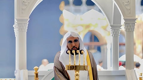 إمام وخطيب المسجد الحرام الشيخ الدكتور عبدالله بن عواد الجهني