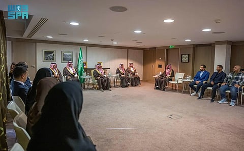 "عبدالعزيز بن سعود" يلتقي مبتعثي الداخلية في فرنسا ويؤكد اهتمام القيادة بدعمهم