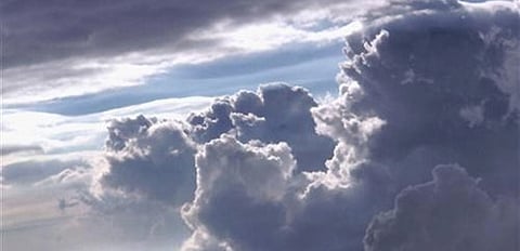 اضطرابات جوية تطال 7 مناطق.. وتحذيرات من أمطار وغبار وسيول وموجات حر شديدة