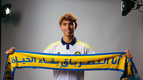 جواو فيليكس.. أنقذ الأرواح في زمن الجائحة فهل ينعش آمال النصر في العودة للبطولات؟