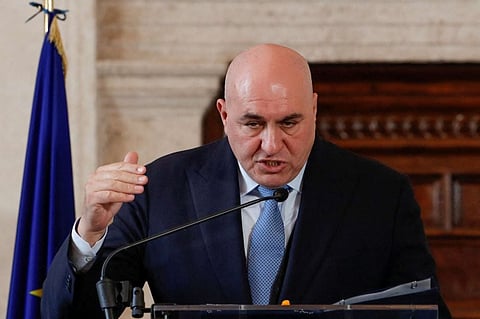  وزير الدفاع الإيطالي جويدو كروسيتو