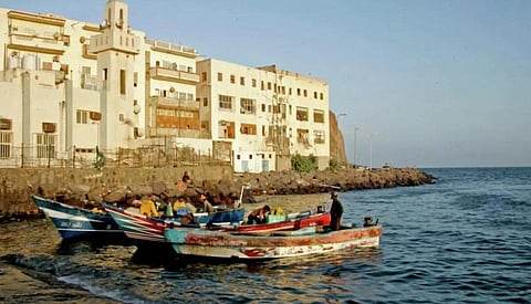 وفاة 54 مهاجرا وفقدان آخرين في غرق قارب قبالة سواحل اليمن