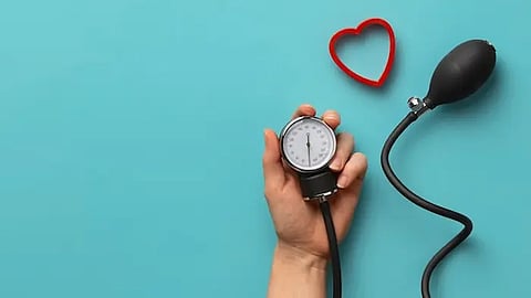 استشاري يحذر من "القاتل الصامت": أمراض تتسلل بلا أعراض وتدمر الأعضاء الحيوية