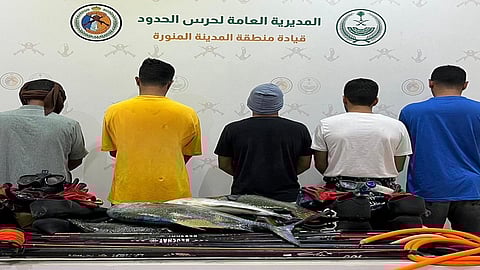حرس الحدود بينبع يضبط 5 مخالفين لنظام الصيد البحري
