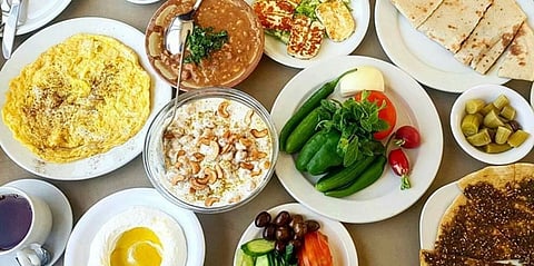 وجبة الإفطار.. مفتاح الصحة المثلى وخسارة الوزن