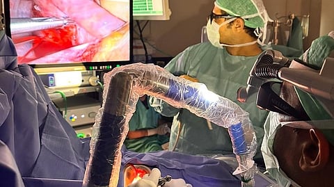 إنجاز طبي بمستشفى القوات المسلحة بالجنوب.. عملية قلب مفتوح ناجحة باستخدام كاميرا ثلاثية الأبعاد