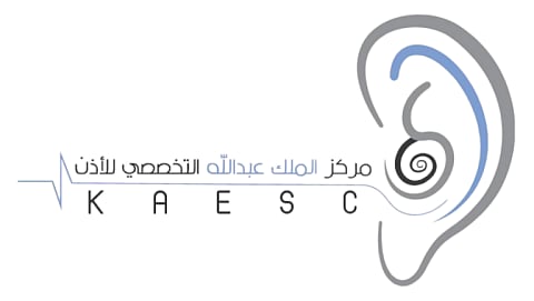 مركز الملك عبدالله التخصصي للأذن يُجري أول عملية زراعة قوقعة باستخدام اليد الروبوتية