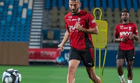 بمشاركة البليهي.. الهلال يواصل استعداداته ويلاقي الفيحاء وديًا