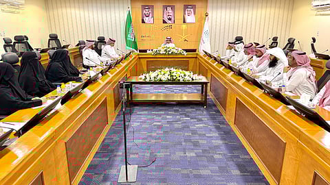 مدير "تعليم الطائف" يلتقي فرق دعم "ازدهار القيادة المدرسية"