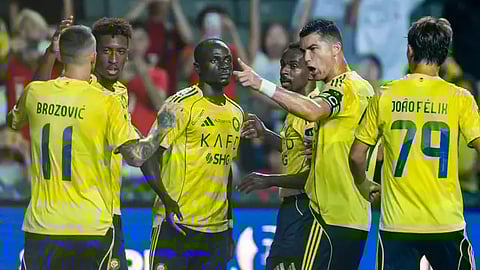 "الانضباط" تغرّم النصر والاتحاد والأهلي وتعاقب ساديو ماني