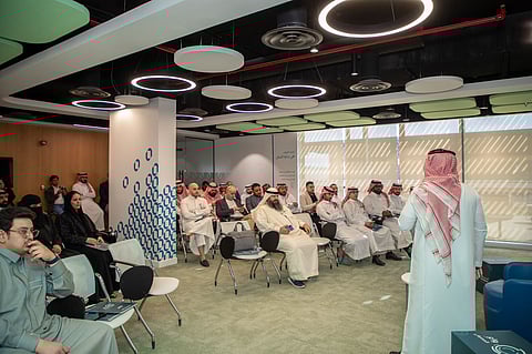 بمناسبة اليوم العالمي لرواد الأعمال … لجنة الإعلام والتوعية المصرفية تنظم محاضرة عن دعم وتمويل المنشآت الصغيرة والمتوسطة
