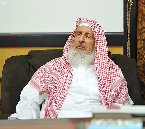  مفتي عام المملكة عبدالعزيز بن عبدالله بن محمد آل الشيخ