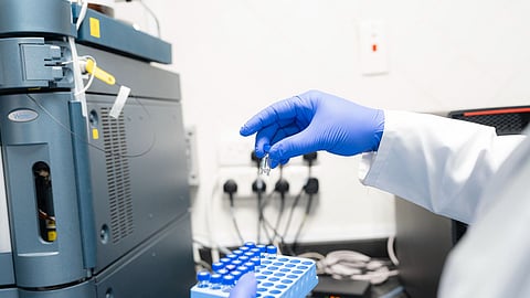 تقنية "HPLC" تدعم رقابة الأغذية في مختبرات أمانة حفر الباطن