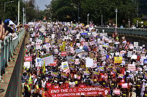 "إحداها امتدت ميلين".. مظاهرات حاشدة تهز واشنطن رفضًا لنشر "ترامب" قوات عسكرية بها