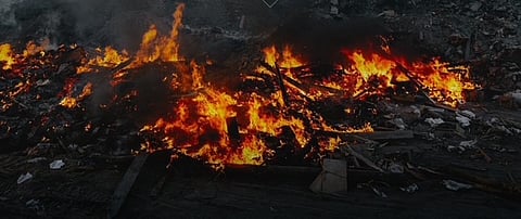 "موان" يحذّر من الحرق المكشوف للنفايات: مخالفة بيئية جسيمة وعقوبتها تصل لـ10 ملايين ريال