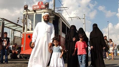 140 ألف سعودي إلى تركيا في شهر واحد.. وهذه أهم المدن التي زاروها