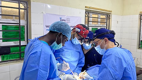 الندوة العالمية تُطلق أول قافلة جراحية في نيجيريا لتقديم الرعاية الصحية المجانية