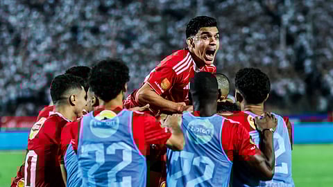 فرحة لاعبي الأهلي المصري بالفوز على الزمالك