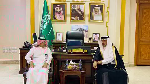 محافظ الليث يستعرض جهود مركز "وقاء" في مكافحة الآفات والأمراض