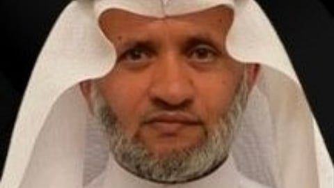 الإعلامي سعيد الزهراني في غيبوبة بمستشفى التخصصي بالطائف