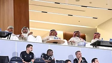 العفالق والحميدي يحضران مباراة الشباب والنهضة ضمن جولة زيارات أندية المحترفين