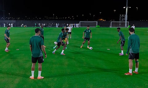 جانب من تدريبات لاعبي المنتخب السعودي الأول لكرة القدم 