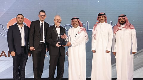 "سمارت لينك" تتوّج بلقب العام وأفضل مزود خدمة عملاء في الشرق الأوسط