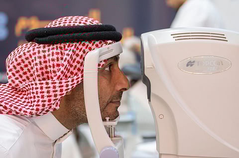 تفعيل اليوم العالمي للبصر في معرض الصقور والصيد السعودي الدولي