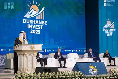 وزير الاستثمار يشارك في منتدى دوشنبه الدولي للاستثمار 2025م في طاجيكستان ويؤكد عمق الشراكة بين البلدين