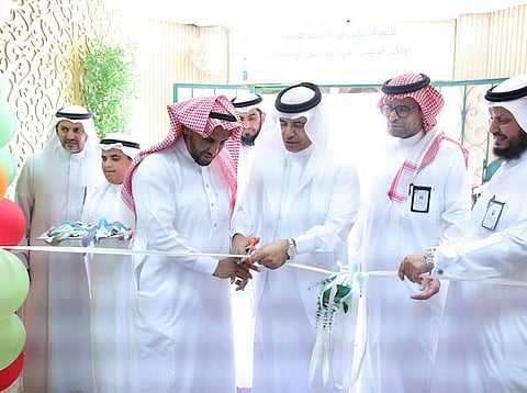 تعليم مكة يطلق فعاليات اليوم العالمي للعصا البيضاء تحت شعار "نراكم بقلوبنا"