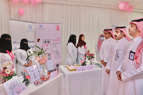 "تجمع عسير الصحي – بيشة" يطلق حملة الكشف المبكر لسرطان الثدي في مستشفى الملك عبدالله