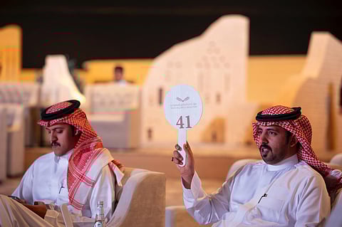 بيع شاهين فرخ بـ 120 ألف ريال في الليلة التاسعة لمزاد نادي الصقور السعودي 2025