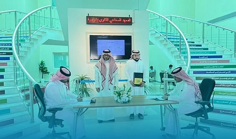 اتفاقية تعاون بين صناعي شرورة والتقنية وجمعية العناية بالمساجد لتعزيز المسؤولية المجتمعية