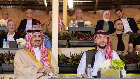 ولي العهد الأردني يتوّج المنتخب السعودي بلقب كأس العرب للهجن 2025