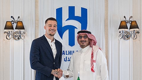 حتى 2028.. الهلال يجدد عقد "الرقيب" سافيتش