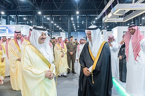 أمير الشرقية يُدشّن معرض "وظائف 2025" ويؤكد دعم القيادة لتمكين الكفاءات الوطنية