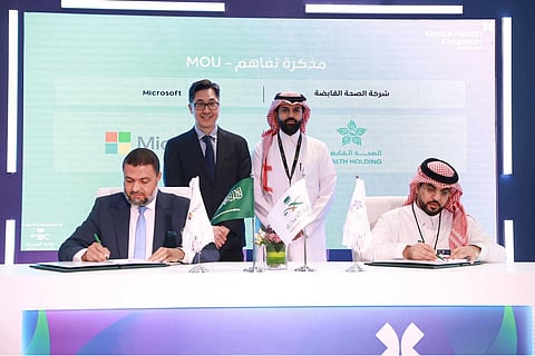 "تجمع المدينة" يوقع اتفاقية رقمية مع "مايكروسوفت" لتعزيز التحول الصحي الذكي