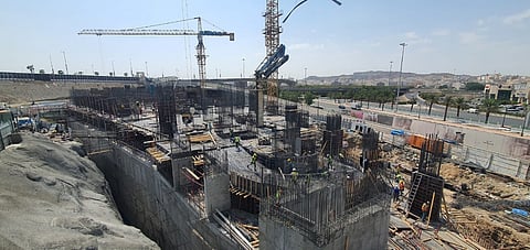 موطن العقارية: أعمال الإنشاءات والتطوير في مشروع الأبراج السكنية بمكة يسير وفق الجدول الزمني المحدد