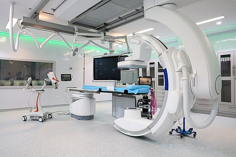 في المدينة المنورة.. قسطرة نادرة لطفل أنهت معاناته مع ضغط الدم