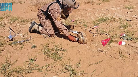 "مسام" ينزع 1.105 ألغام من الأراضي اليمنية خلال أسبوع