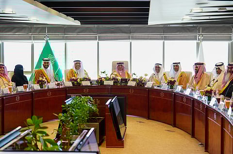 وزير التعليم يلتقي رئيس جامعة الملك فيصل وقياداتها بالأحساء