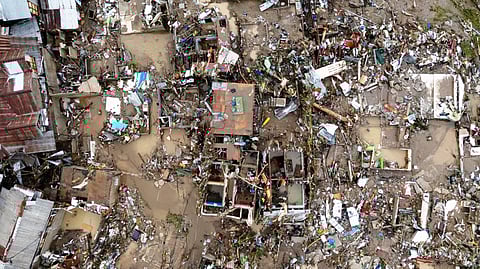 الفلبين تعلن حالة الطوارئ مع تخطي حصيلة ضحايا الإعصار كالمايجي 241 قتيلًا ومفقودًا