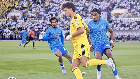 بثلاثية.. النصر يتجاوز نيوم ويحكم القبضة على الصدارة