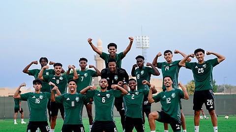 يمتد حتى الثامن عشر من شهر نوفمبر الجاري .. الأخضر تحت 23 يواصل تدريباته في معسكر الإمارات