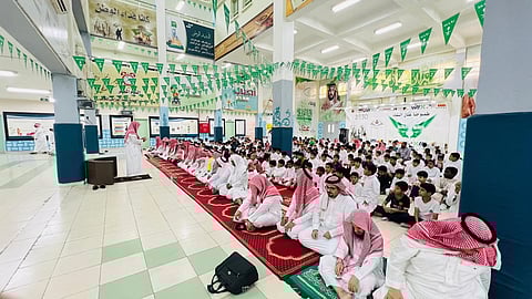 تأسّيًا بسنة النبي واستجابةً لدعوة خادم الحرمين .. تعليم مكة يقيم صلاة الاستسقاء في جميع المدارس