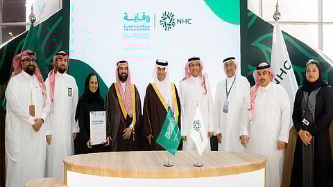 برعاية وزير البلديات والإسكان.. الصحة العامة "وقاية" تسلّم شهادة اعتماد وجهة خزام كوجهة معززة للصحة