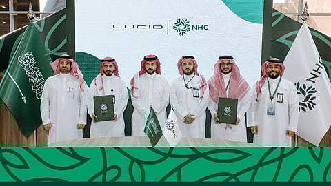 NHC توقّع اتفاقية إستراتيجية مع شركة لوسيد لتعزيز حلول الطاقة المستدامة في وجهاتها العمرانية