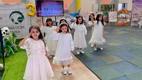 تحت شعار "نحن أمانة".. "1700 مدرسة  بالطائف" يحتفي باليوم العالمي للطفل 2025 