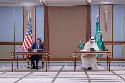 السعودية وأمريكا تقتربان من توقيع اتفاق نووي سلمي يعزز الشراكة والتنمية